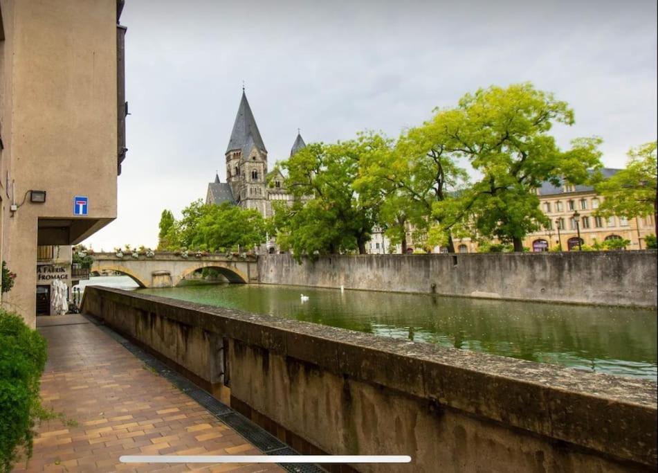 Superbe Appartement En Plein Coeur De Metz. Exteriör bild