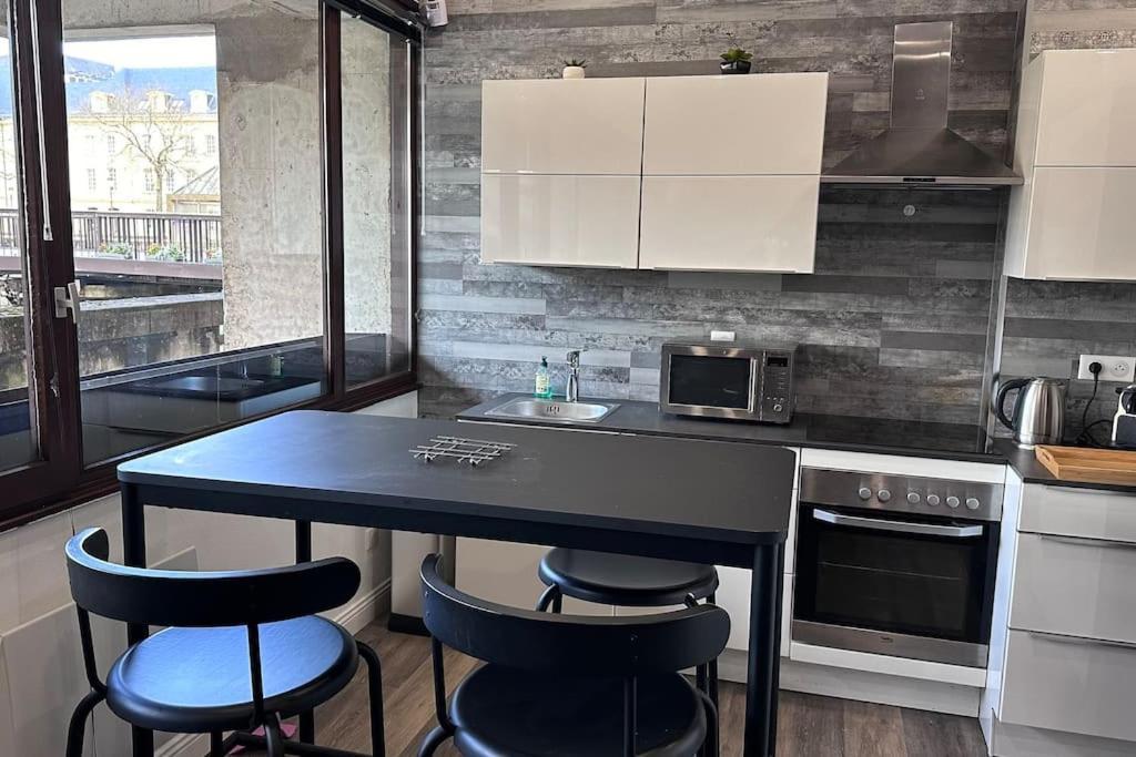 Superbe Appartement En Plein Coeur De Metz. Exteriör bild